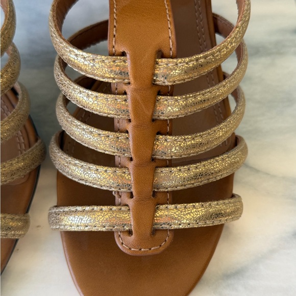 Tory Burch Size 8 Camel Tan and Gold Strappy Heels Metallic Leather Sandal Shoes - Picture 6 of 15